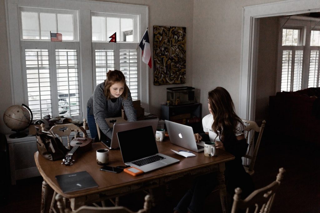 Fashion Essay Topics